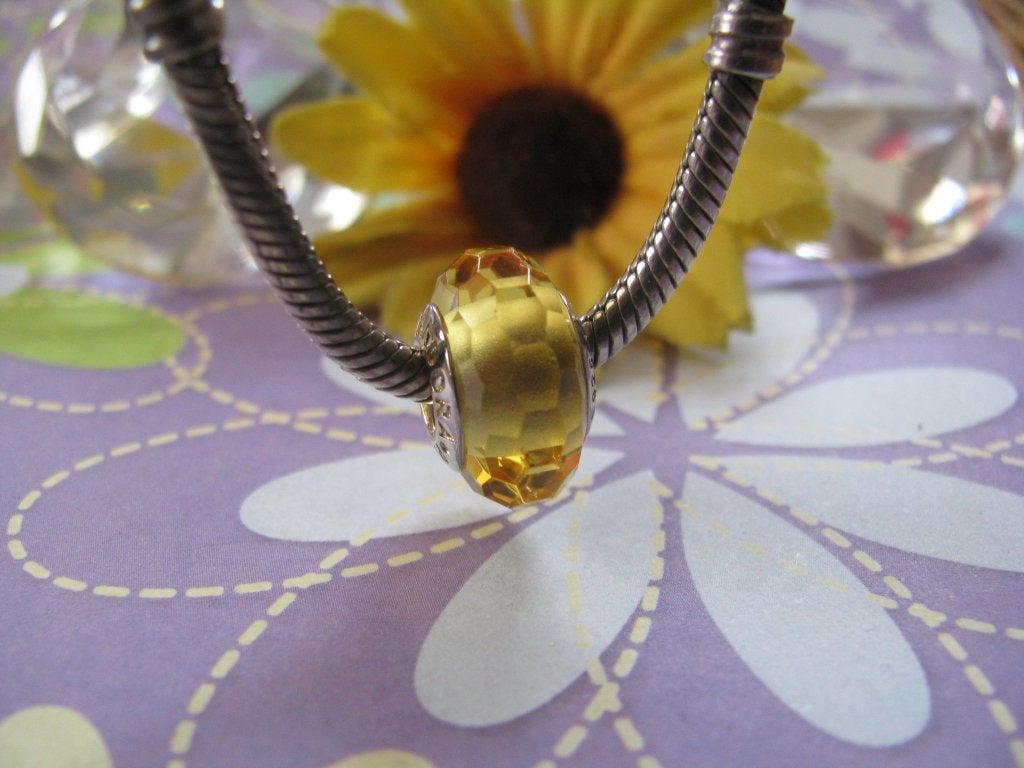 Pandora bedel 767647 = MURANO facet golden SHINE collectie, Sieraden, Tassen en Uiterlijk, Bedels, Glas of Kristal, Pandora, Ophalen of Verzenden