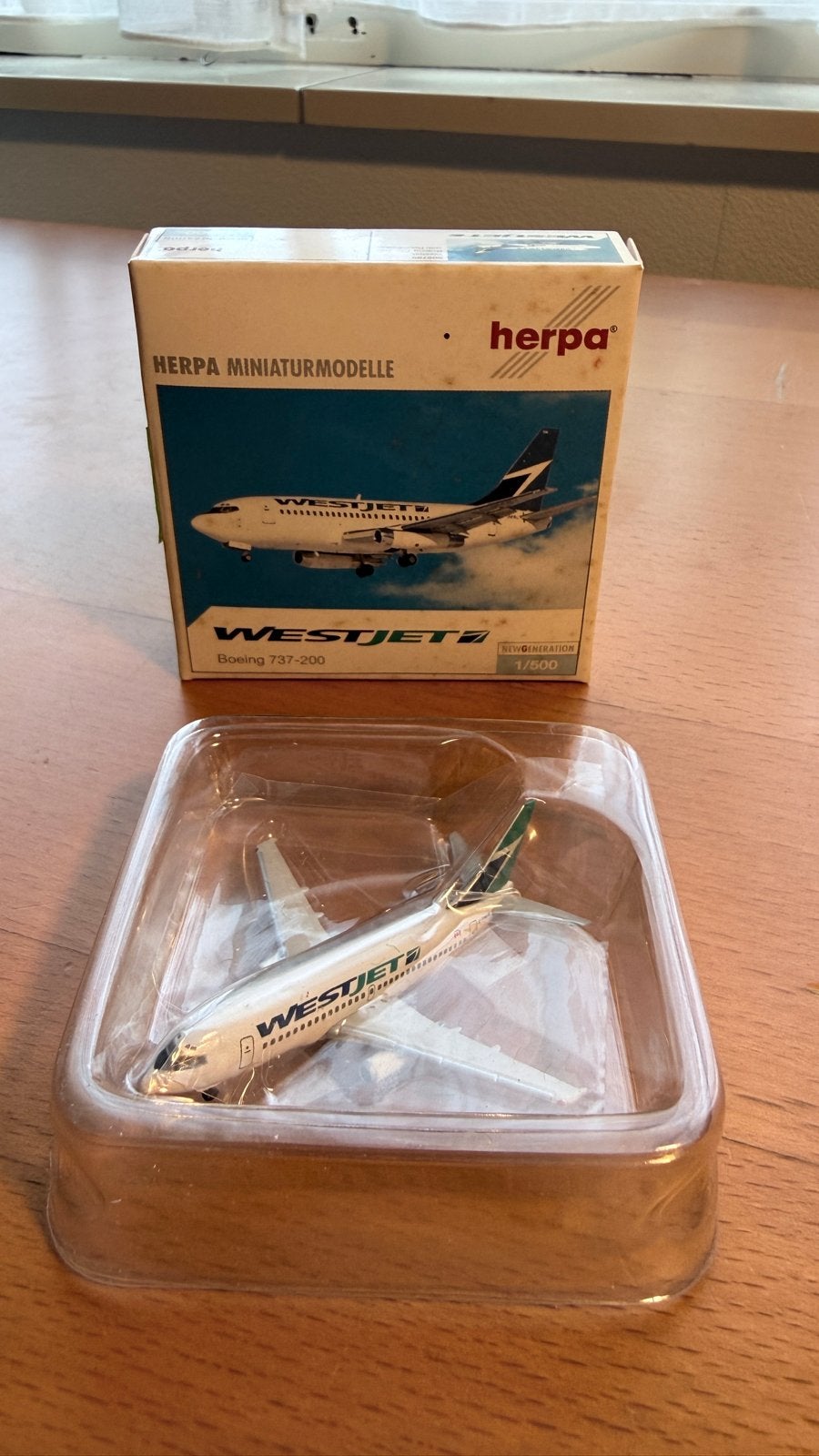 Herpa WestJet Boeing 737-200 Schaal 1:500 (Artikel 505789), Overige merken, 1:200 of kleiner, Ophalen of Verzenden, Zo goed als nieuw