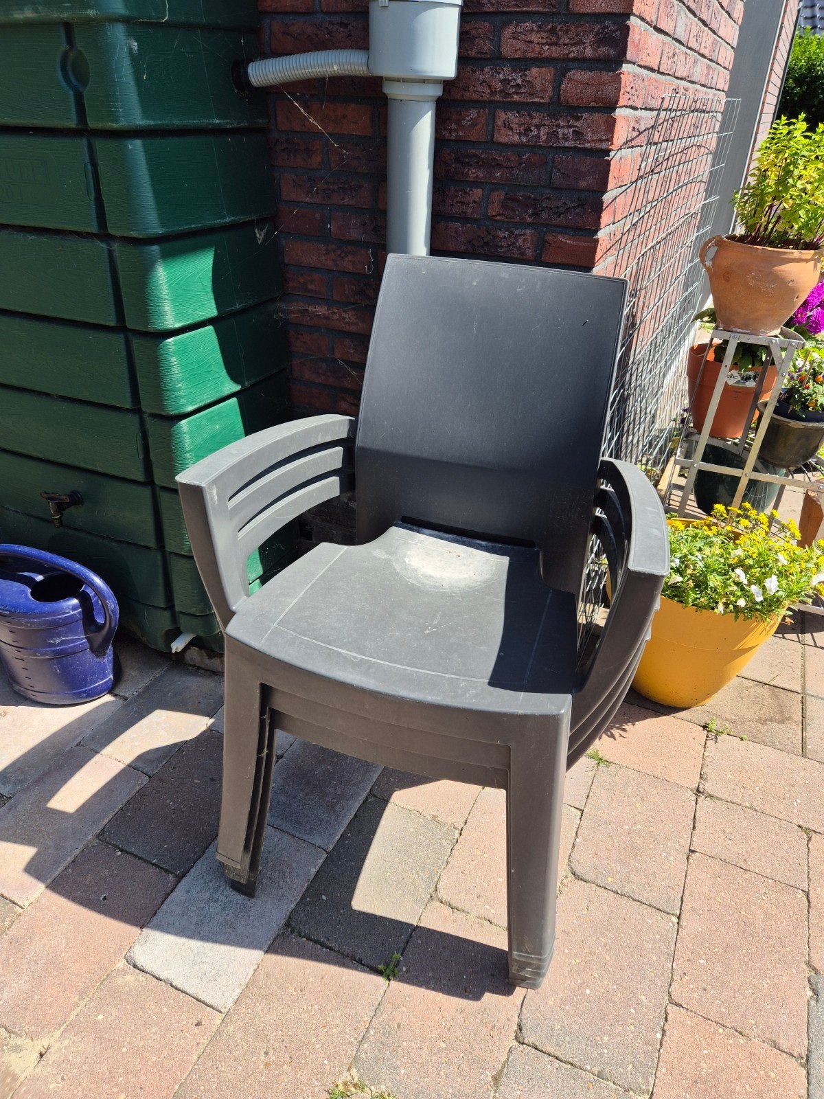 Gratis 3 stapelbare tuinstoelen, Tuin en Terras, Tuinstoelen, Gebruikt, Kunststof, Ophalen