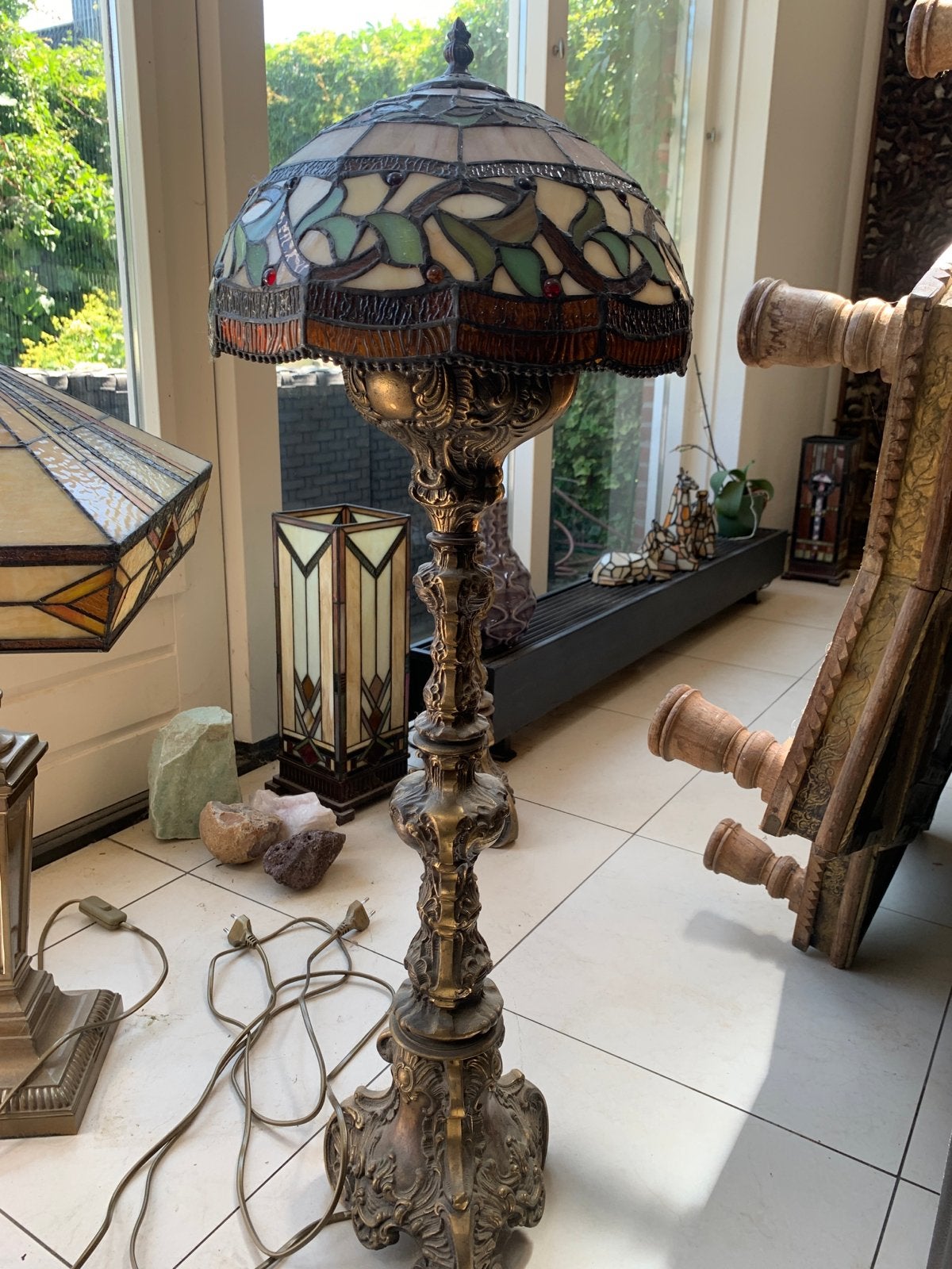 Antieke Tiffany Stijl Vloerlamp met Gebrandschilderd Glas, Ophalen of Verzenden