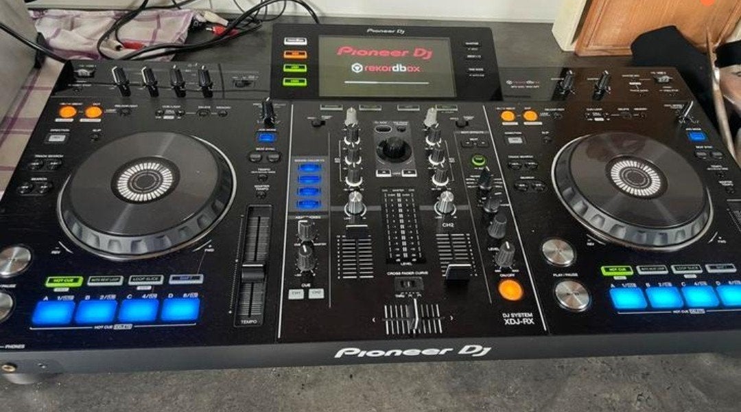 Te huur: DJ set Pioneer XDJ-RX: Inpluggen en feesten, Ophalen, Zo goed als nieuw, Overige