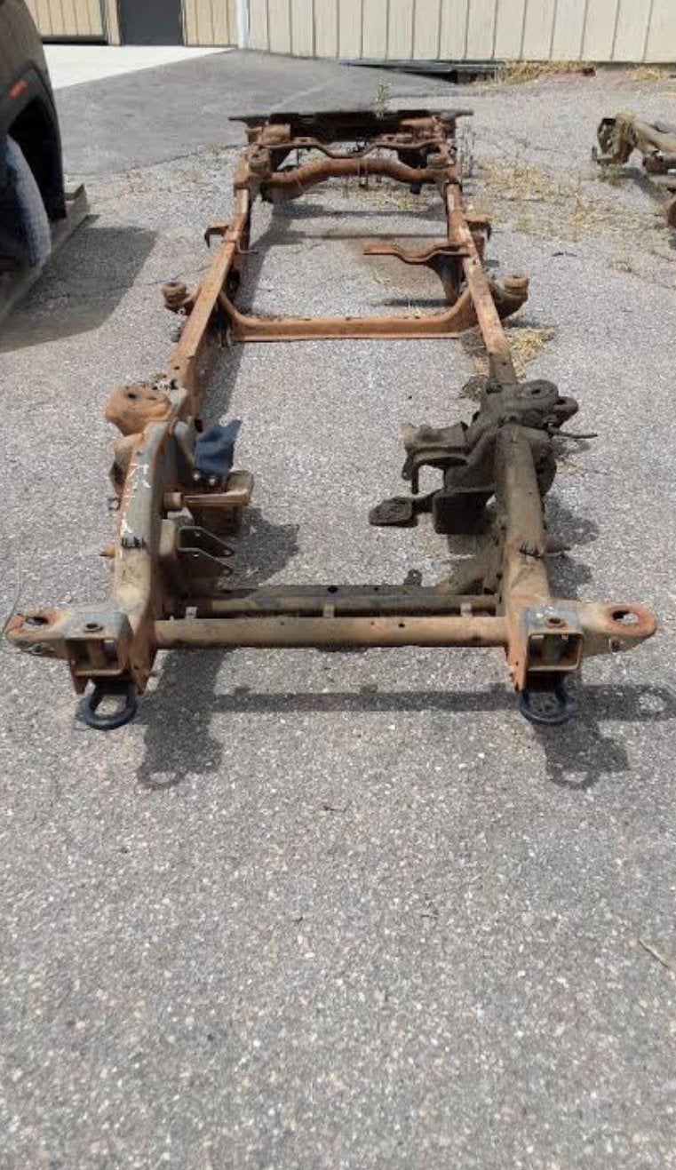Chassis suburban 1985, Ophalen