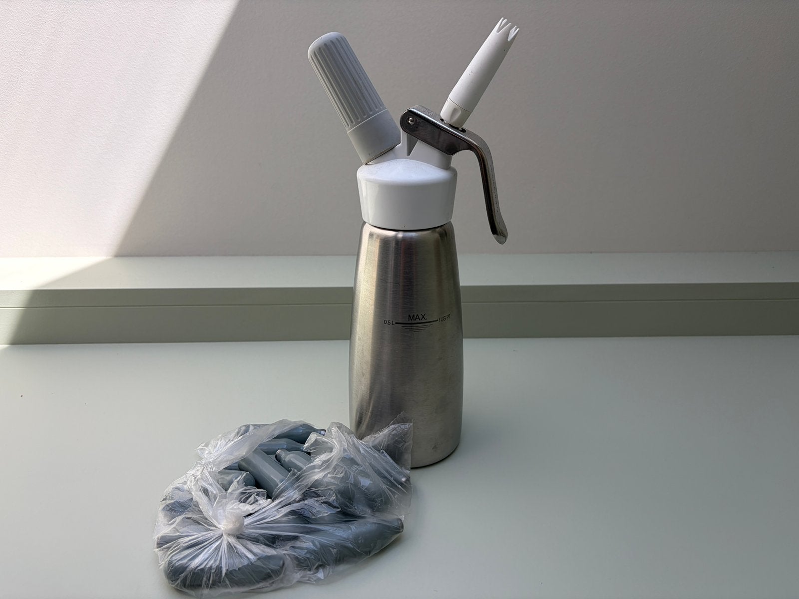 iSi Professionele slagroomspuit 0,5 liter, Ophalen of Verzenden, Zo goed als nieuw