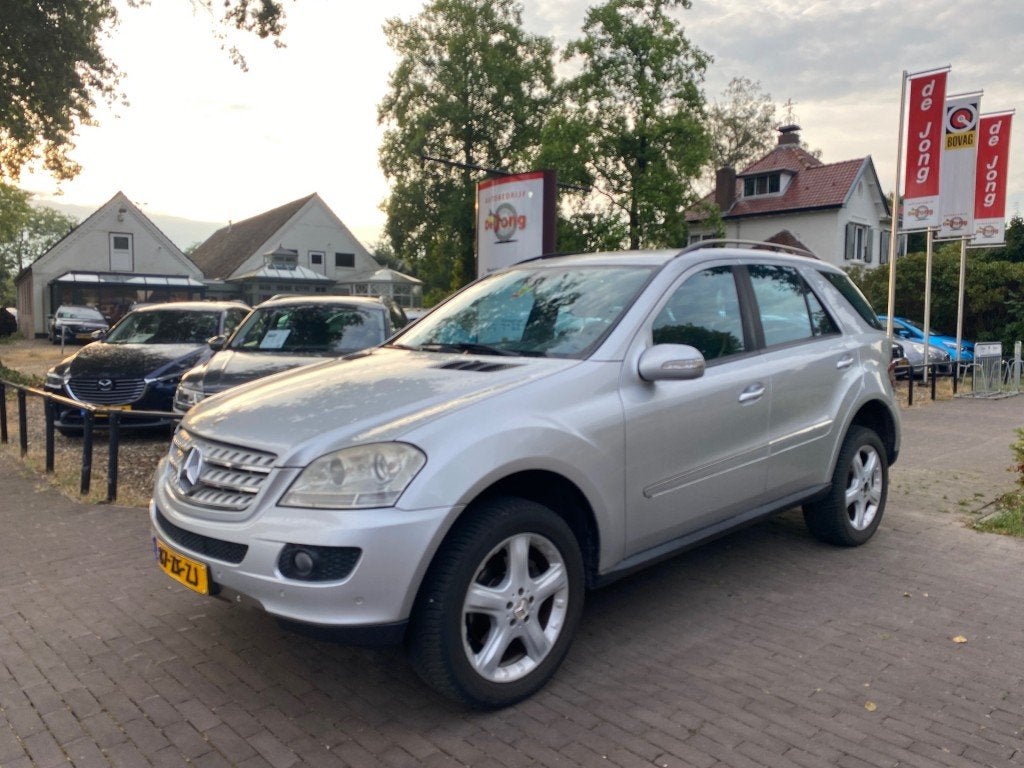 Mercedes-benz M-KLASSE 280 CDI 4MATIC AUTOMAAT 4X4 *HANDEL O, Automaat, Navigatiesysteem, Gebruikt, 255 €/maand