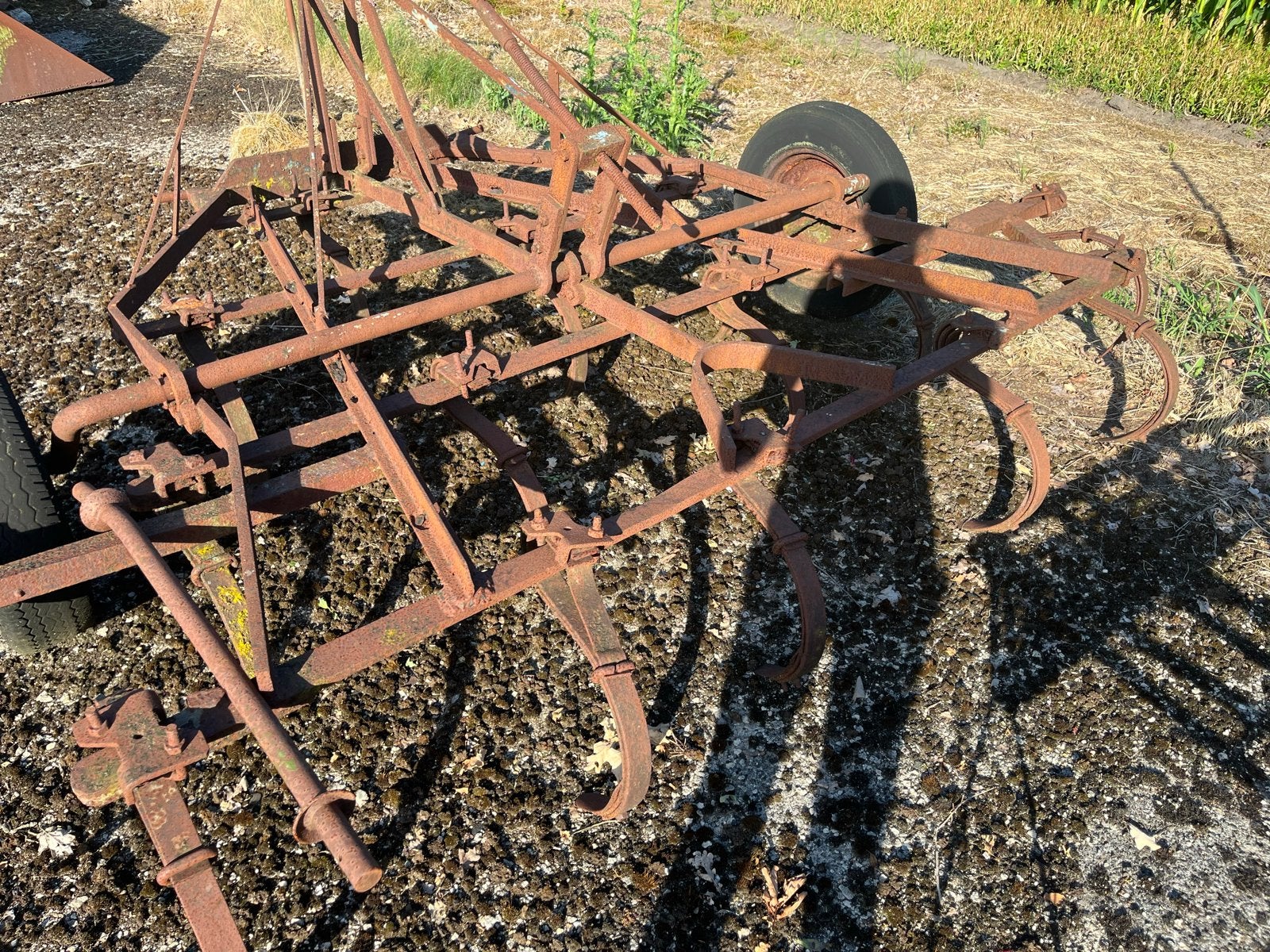 Robuuste Cultivator voor Grondbewerking, Ophalen