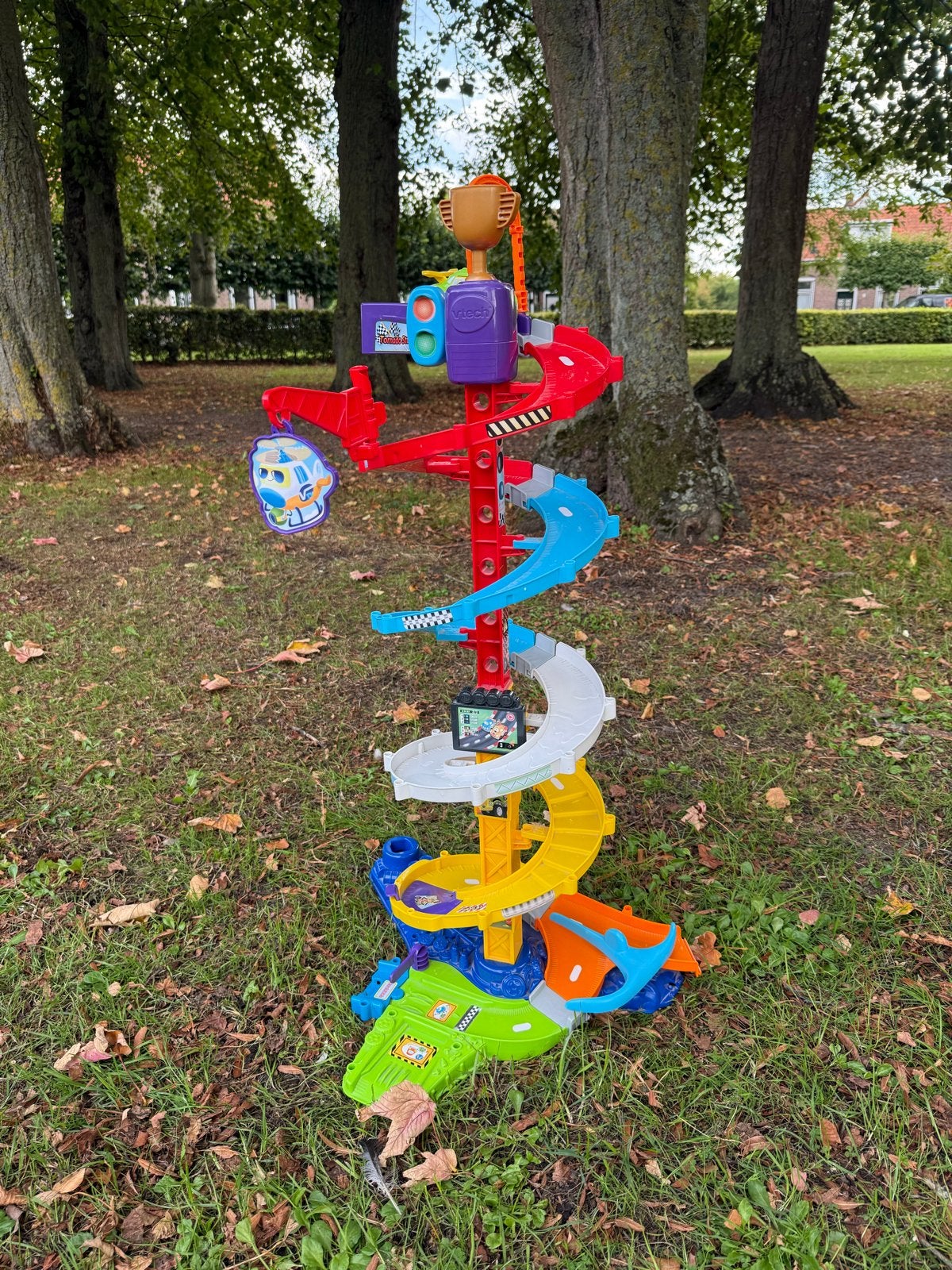 VTech Toet Toet Auto's Racebaan - Stuntpark, Ophalen, Zo goed als nieuw, 6 maanden tot 2 jaar