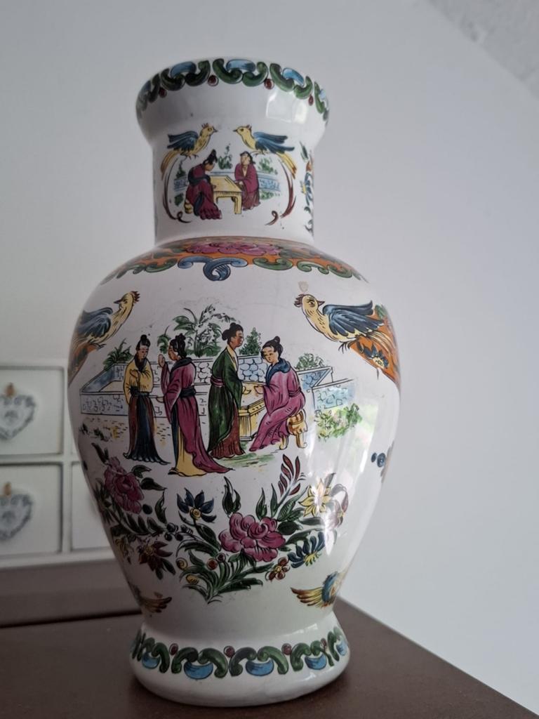 Antieke Chinese Vaas met Handgeschilderde Taferelen - 25 cm, Ophalen of Verzenden