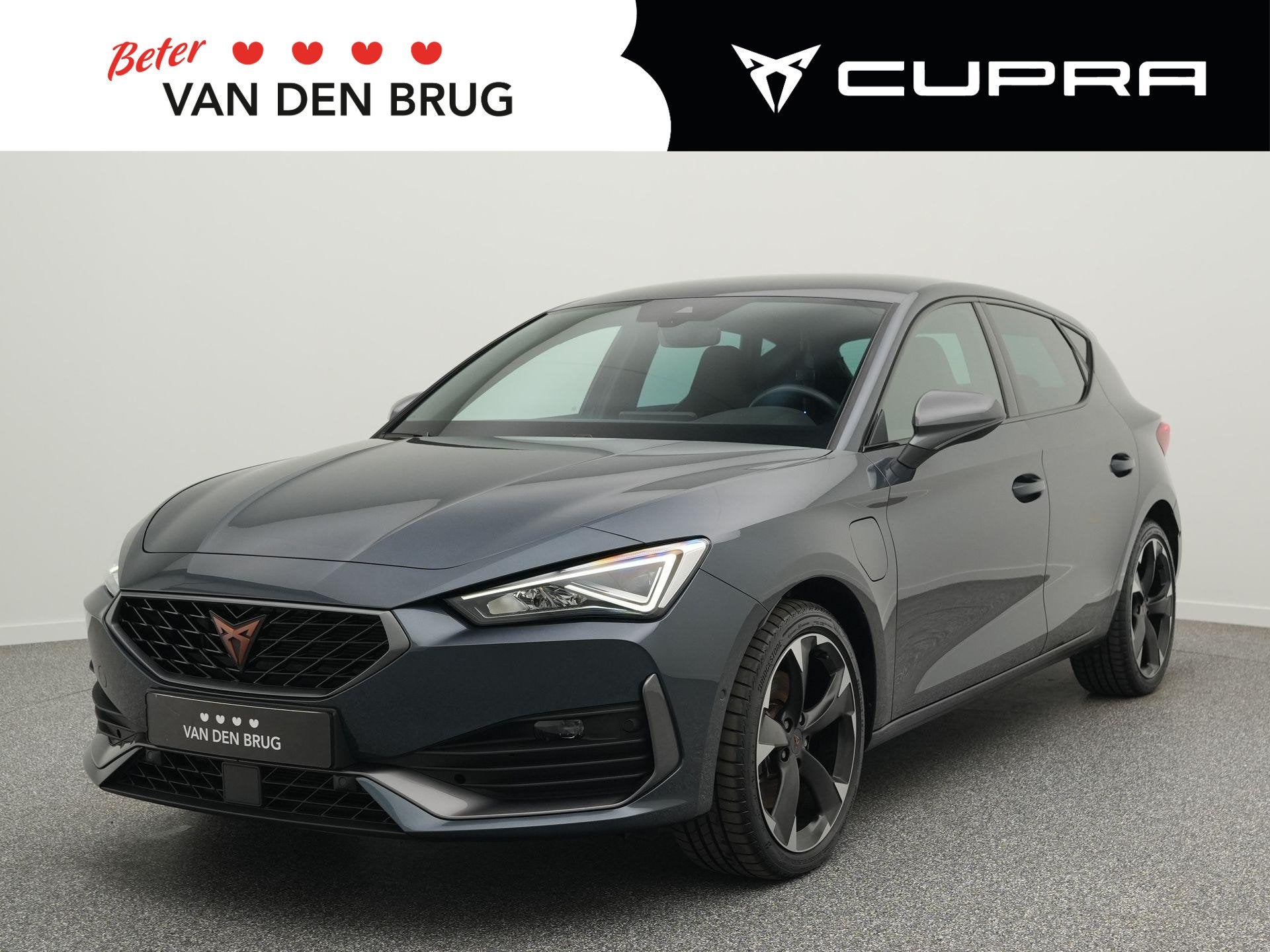 CUPRA Leon VZ Business 1.4 TSI e-Hybrid 245pk DSG | Full LED, Auto's, Stof, Gebruikt, 4 cilinders, Leon
