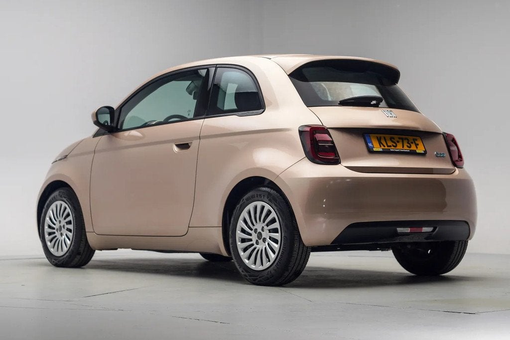 Fiat 500 24kwh icon Aut.[ Airco Apple / Android Led Cruise L, Auto's, Fiat, Automaat, 0 cilinders, Gebruikt, LED verlichting