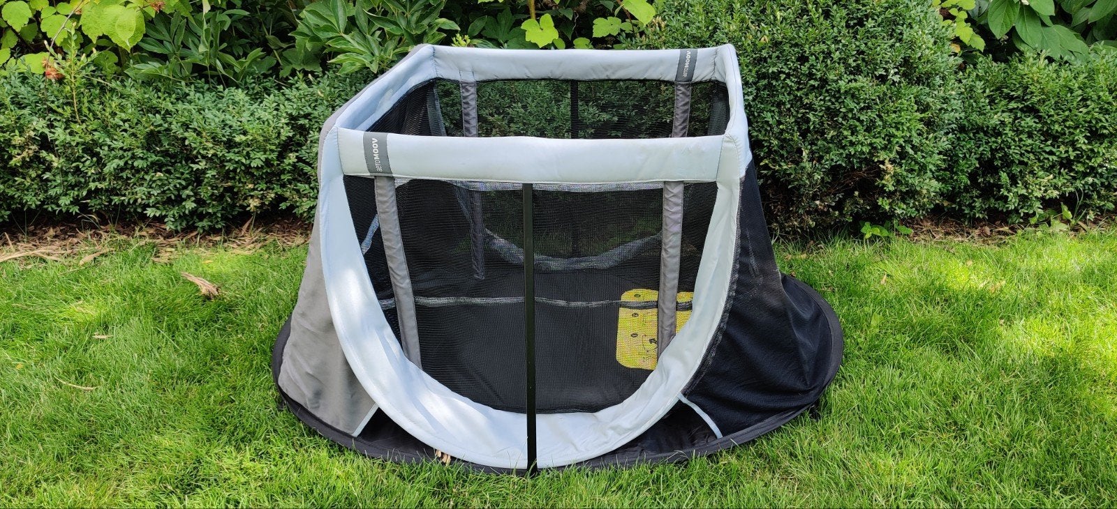 Aeromoov instant reisbed  camping bedje zwart grijs, Kinderen en Baby's, Ophalen, Reisbedje