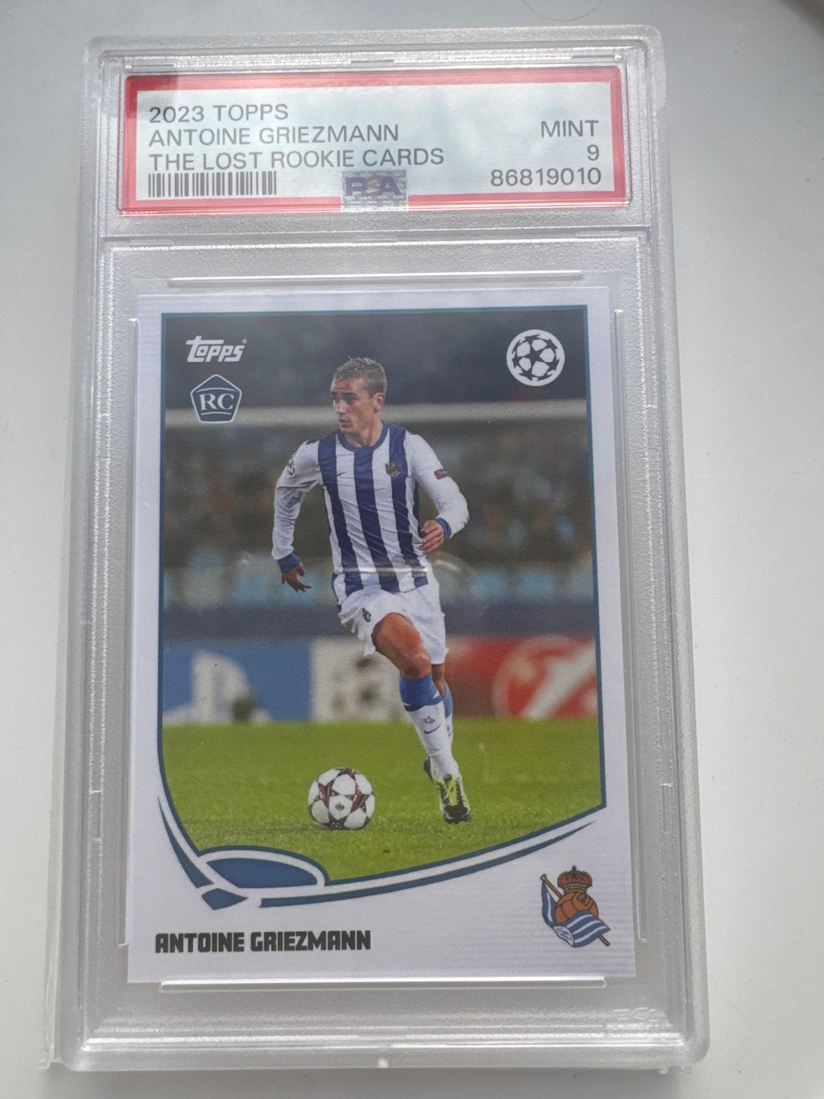 Antoine Griezmann Topps Rookie Card PSA 9 Mint‼️, Ophalen of Verzenden, Zo goed als nieuw, Buitenlandse clubs, Spelerskaart