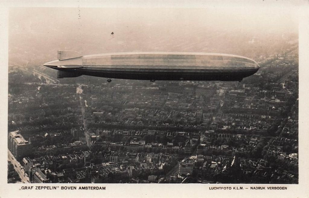 703-297-035 Graf Zeppelin Boven Amsterdam Luchtfoto KLM, Verzamelen, Verzenden, Voor 1920, Noord-Holland