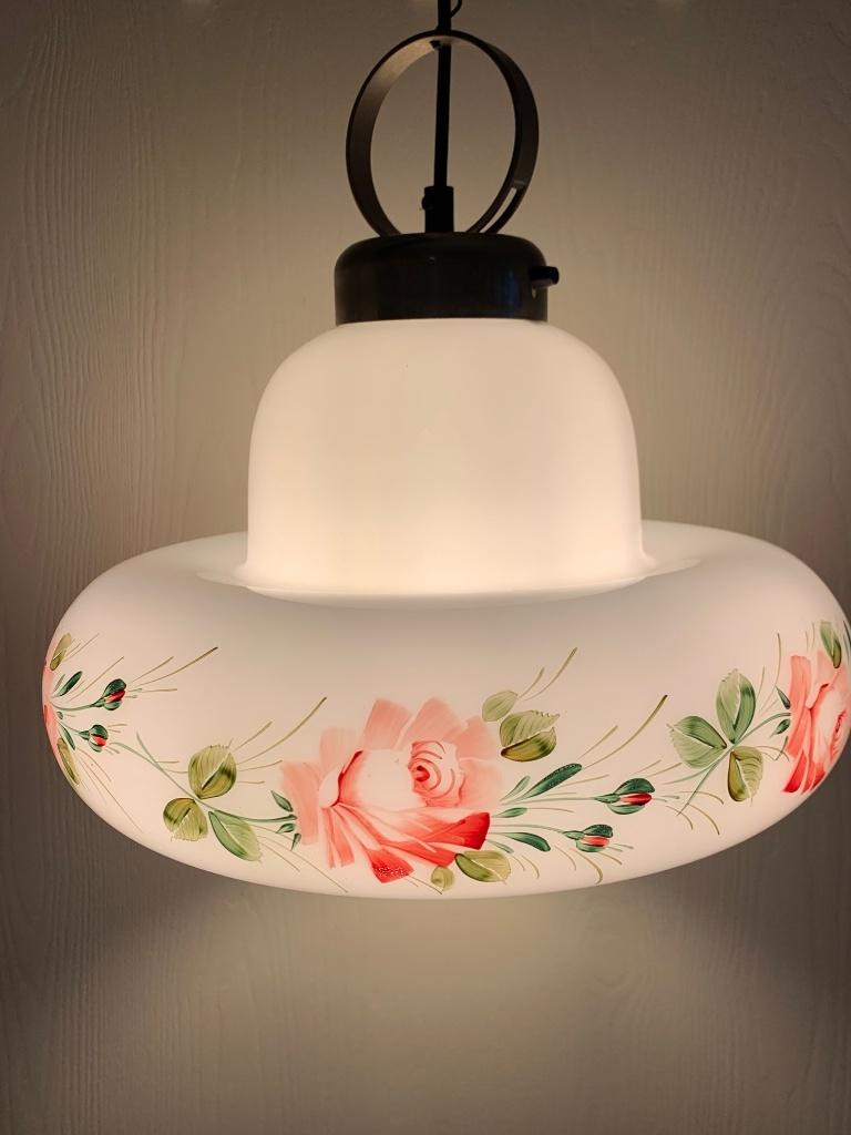 🌹Retro/Vintage Plafondlamp MELKGLAS MET ROZEN jaren 70/80., Ophalen, Zo goed als nieuw, Glas