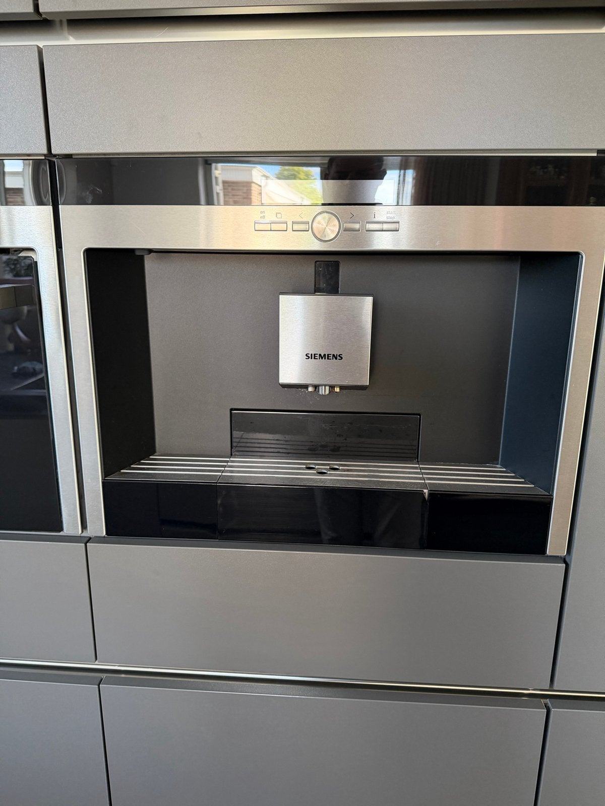 Siemens TK76K573 Inbouw Koffieautomaat - Volautomatisch, Witgoed en Apparatuur, Koffiezetapparaten, Ophalen, Gebruikt, 10 kopjes of meer