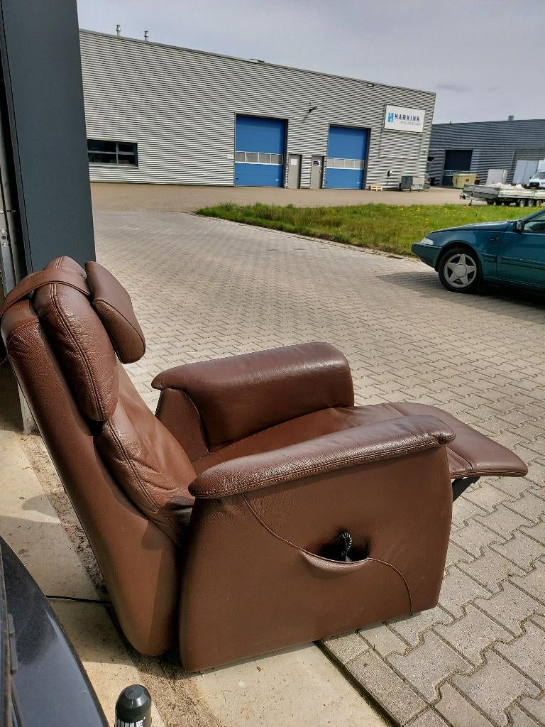 Sta op stoel, Huis en Inrichting, Stoelen, Gebruikt, Bruin, Leer, Ophalen of Verzenden