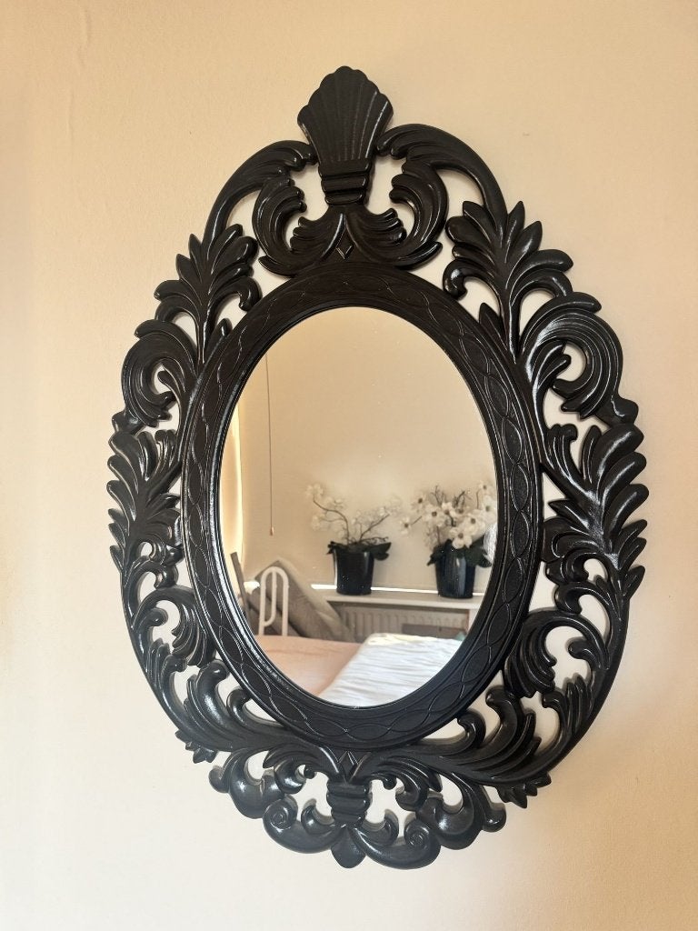 Grote zwarte brocante spiegel, Ophalen, Zo goed als nieuw, Minder dan 100 cm, Ovaal