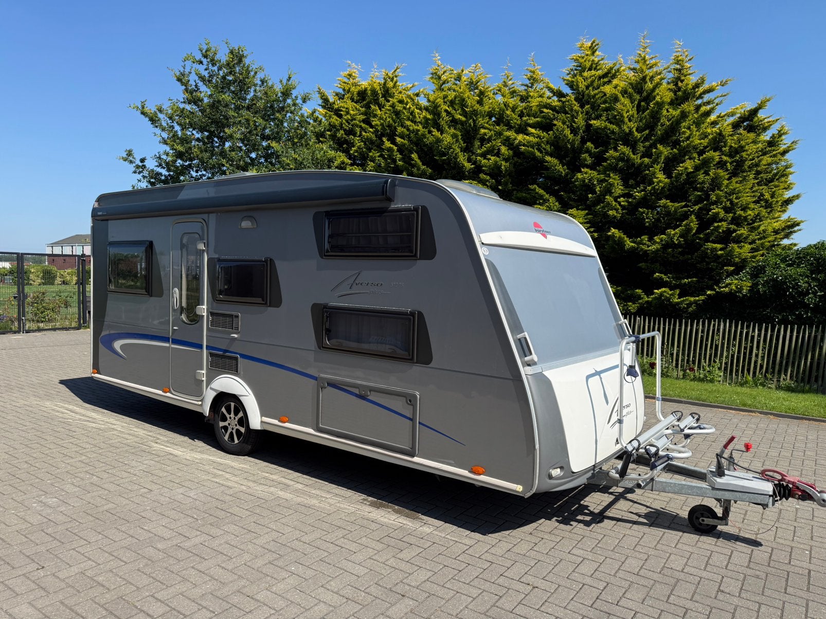 Bürstner Averso plus 510 TK - lichtgewicht - Vol opties, Caravans en Kamperen, Caravans, Rondzit, Kachel, Particulier, Bürstner