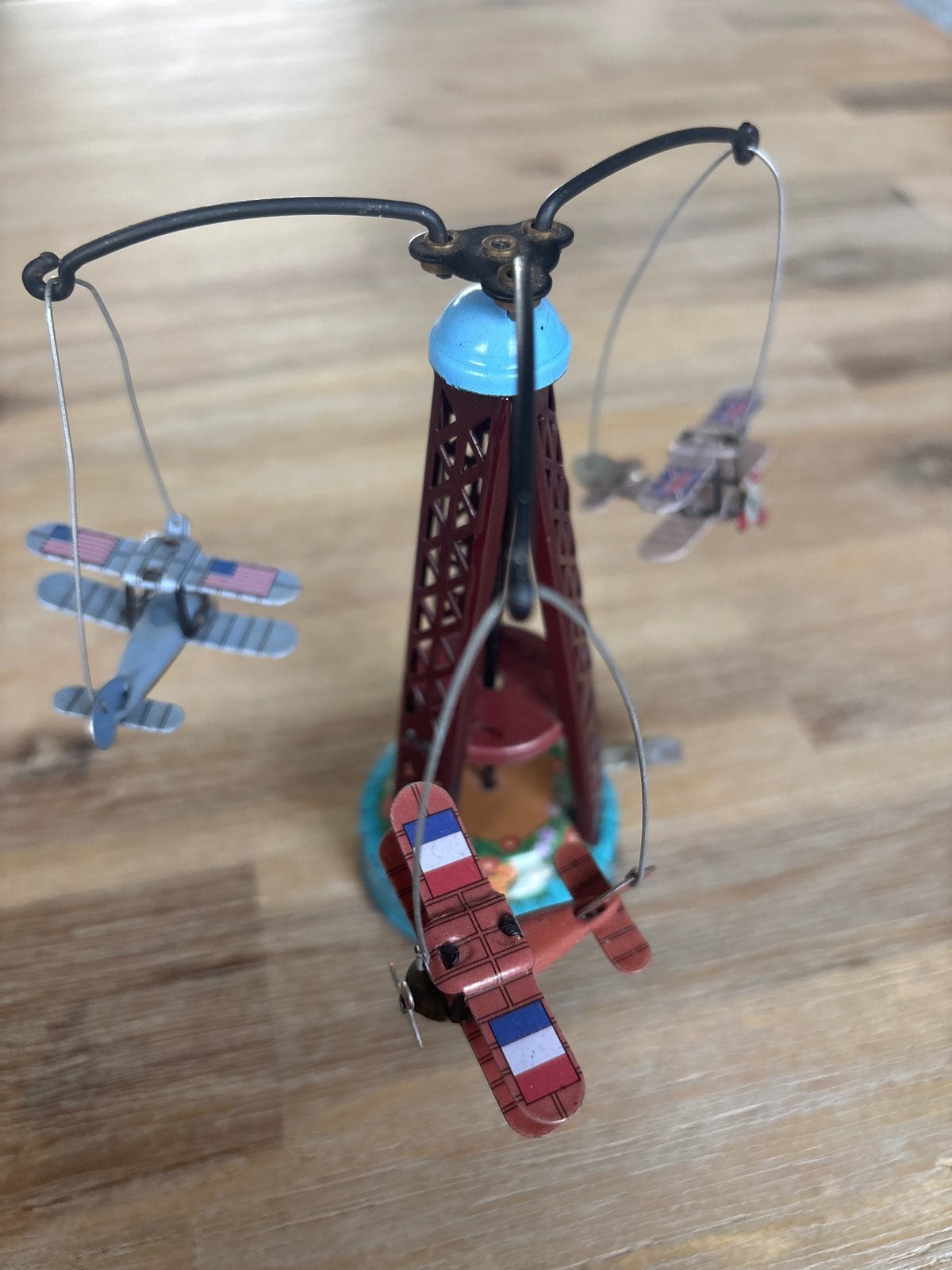 Vintage Blikken Vliegtuig Carrousel - Opwindbaar Speelgoed, Antiek en Kunst, Ophalen of Verzenden