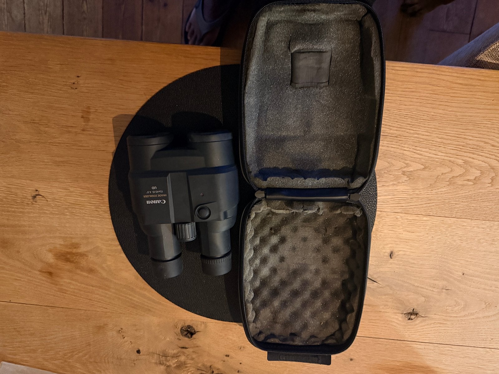 Foto 3 van Canon image stabilizer 15x45