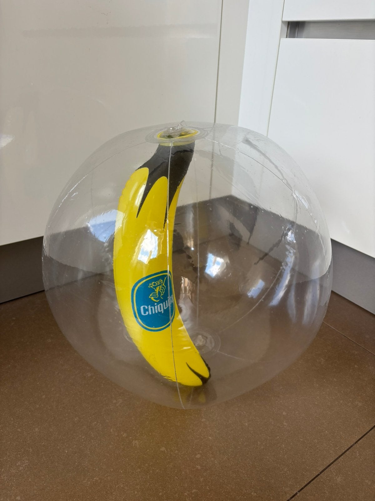 Doorzichtige opblaasbare strandbal met Chiquita-banaan, Ophalen of Verzenden