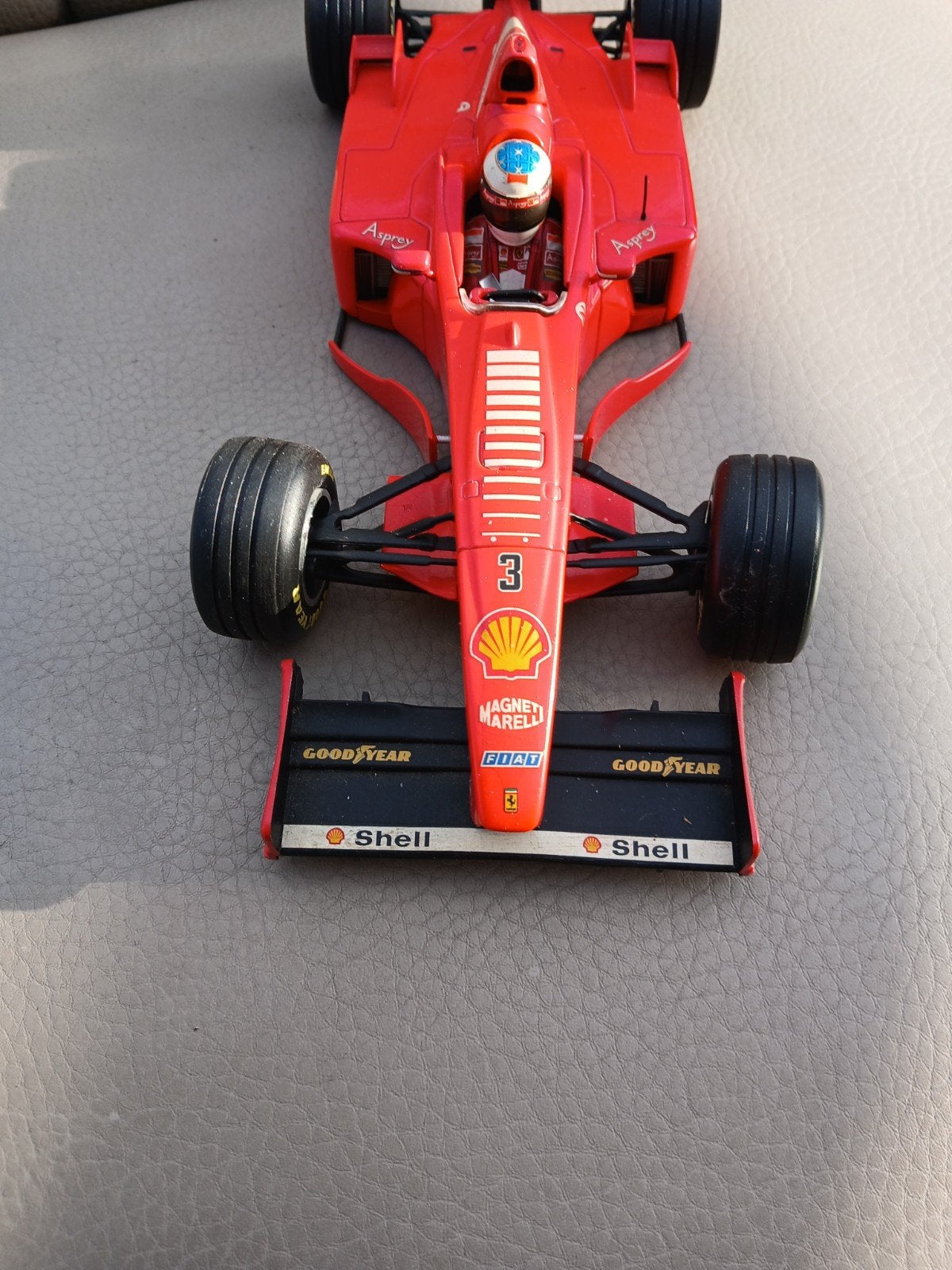 michael schumacher ferrari F 300 uit seizoen 1998, Ophalen of Verzenden, Zo goed als nieuw, Formule 1