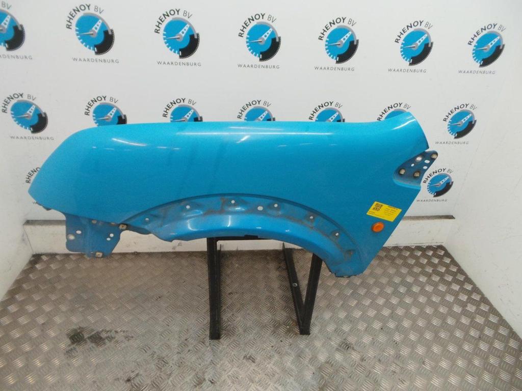 FORD TRANSIT CONNECT VOORSCHERM L 2005, Ophalen of Verzenden, Gebruikt, Stiba lid