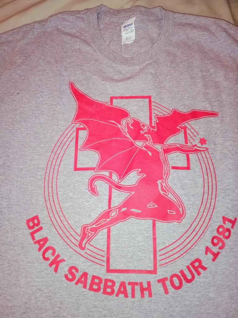 Black Sabbath, Ozzy Osbourne, Dio t-shirts XL, Ophalen of Verzenden, Zo goed als nieuw, Maat 56/58 (XL), Zwart
