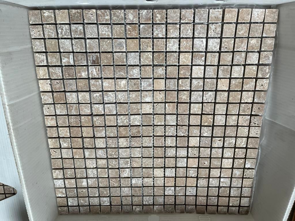 25 m2 Natuursteen mozaiek Travertin Noce Anticato, Ophalen, Overige typen, Nieuw, 20 tot 40 cm