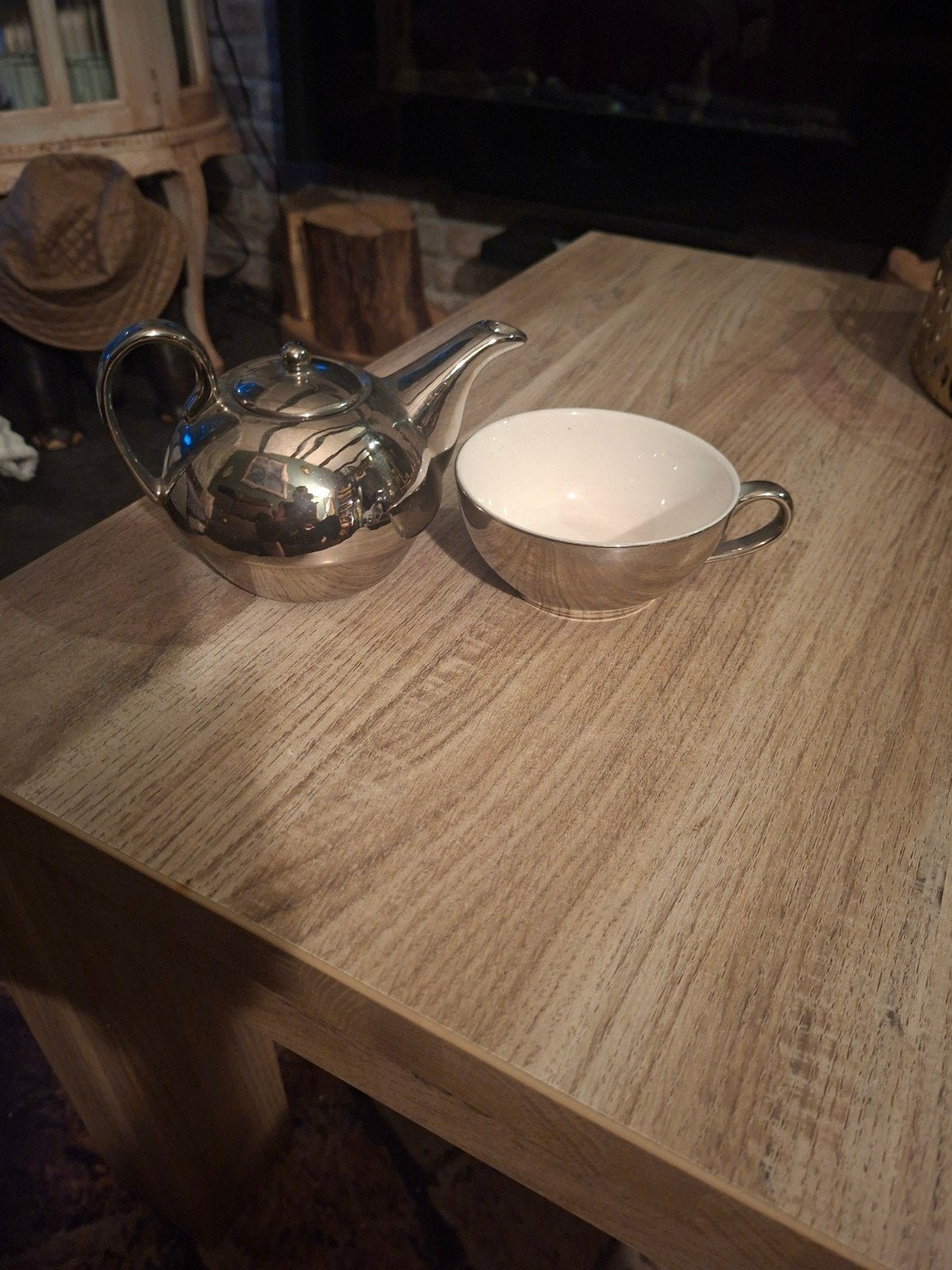 Zilverkleurige theepot met kopje, Ophalen of Verzenden, Zilver