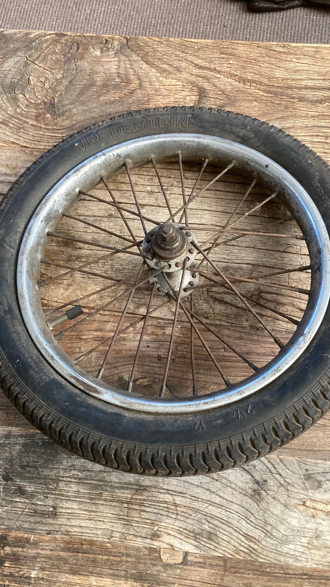 Voor wiel solex 5000 kleine wielen, Fietsen en Brommers, Brommers | Solex, Ophalen of Verzenden, Zo goed als nieuw
