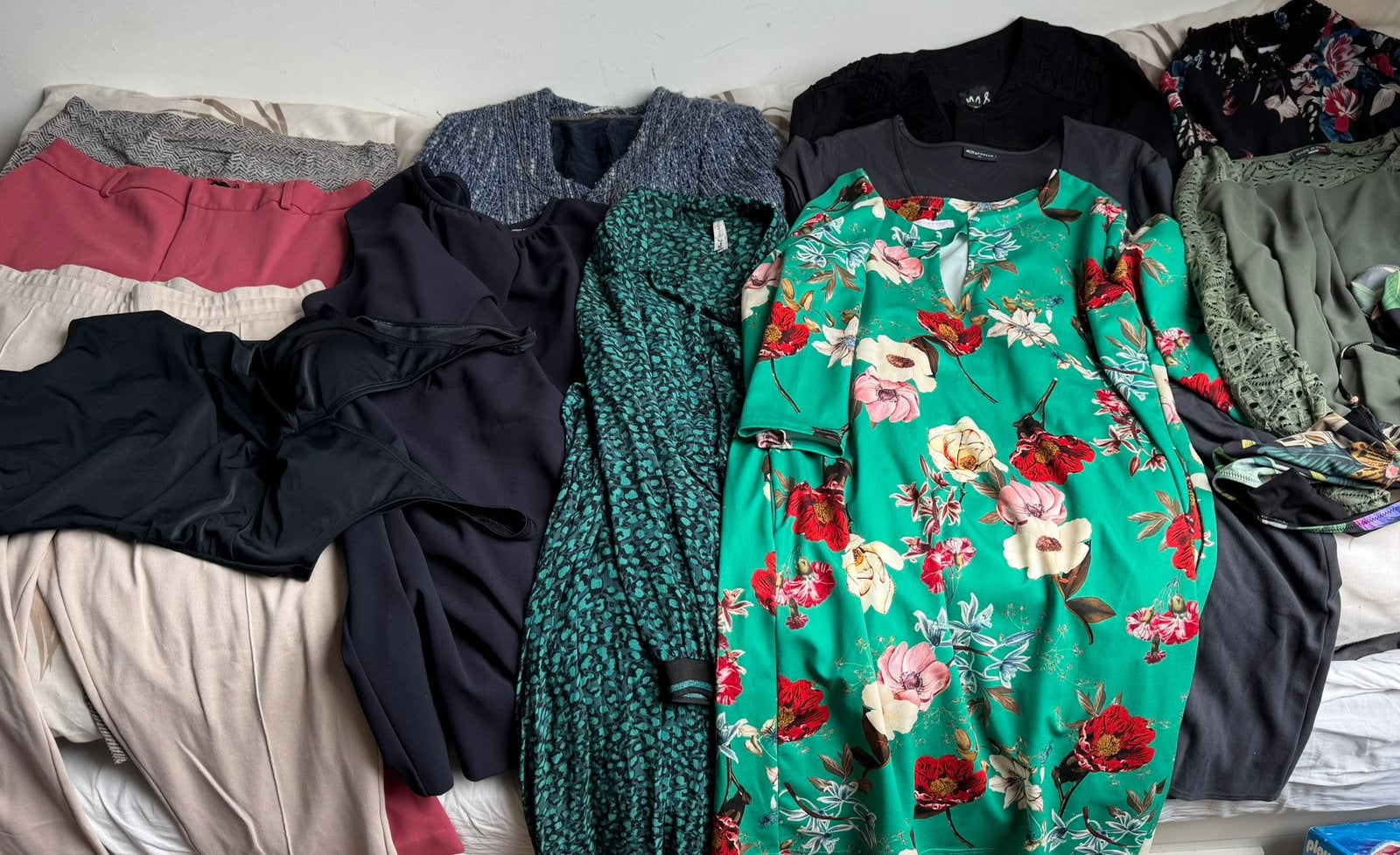 Mooi dameskledingpakket XL o.a. Mango, Miss Etam, Vila Yest, Ophalen of Verzenden, Zo goed als nieuw, Maat 42/44 (L)