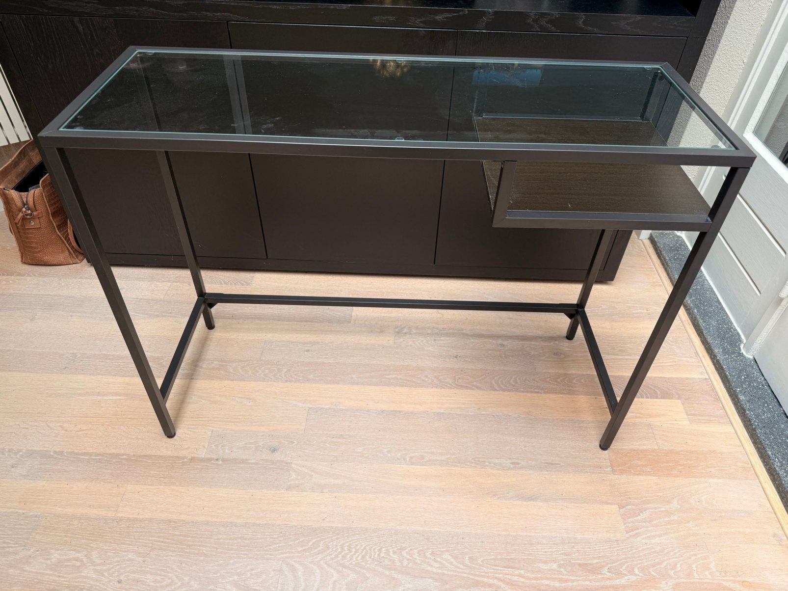 Ikea bureau glas- zwart, Computers en Software, Ophalen, Zo goed als nieuw
