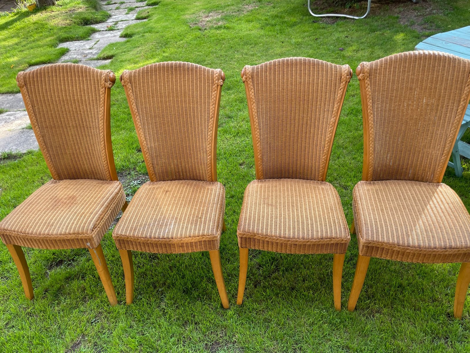 4 rotan stoelen met gebruikssporen, Ophalen, Gebruikt, Bruin, Vier