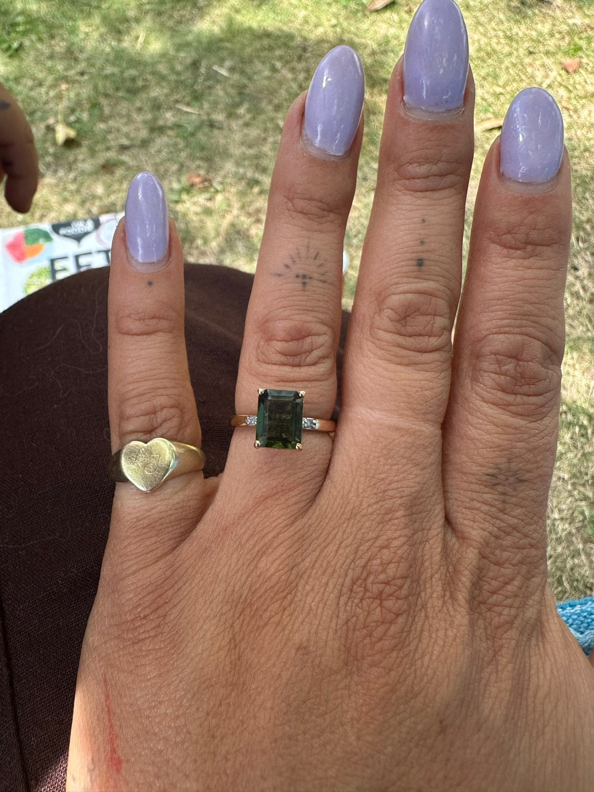 Gouden ring met tourmalijn en diamantjes, Nieuw, Ophalen of Verzenden, 17 tot 18, Met edelsteen