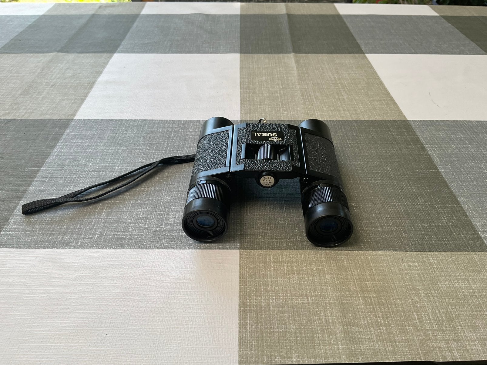 Compact verrekijker met hoesje, Ophalen, Zo goed als nieuw, 8 tot 12x, Overige typen
