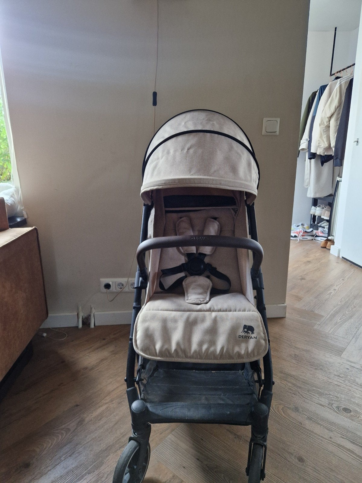 Deryan Buggy tot 25 kg - Compact en Lichtgewicht, Kinderen en Baby's, Ophalen of Verzenden, Zo goed als nieuw, Overige merken