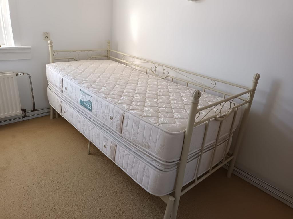 Bed, 90 cm, Eenpersoons, Wit, Ophalen of Verzenden