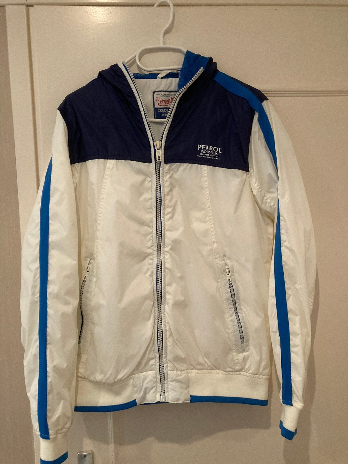 Mooi nieuw jasje maar 176 petrol, Ophalen of Verzenden, Nieuw, Jongen, Jas