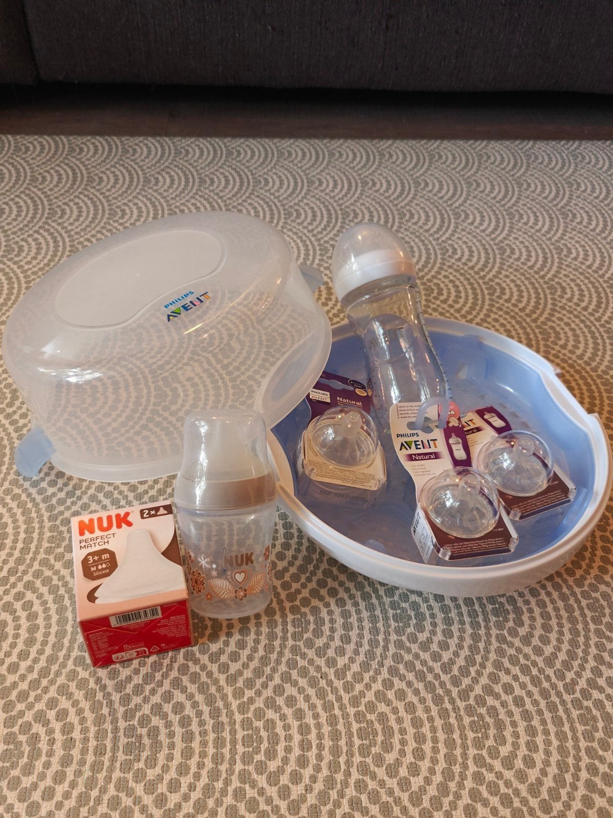 Avent sterilisator en fles, Nuk flesje en nieuwe speentjes, Kinderen en Baby's, Ophalen, Sterilisator, Philips Avent, Zo goed als nieuw