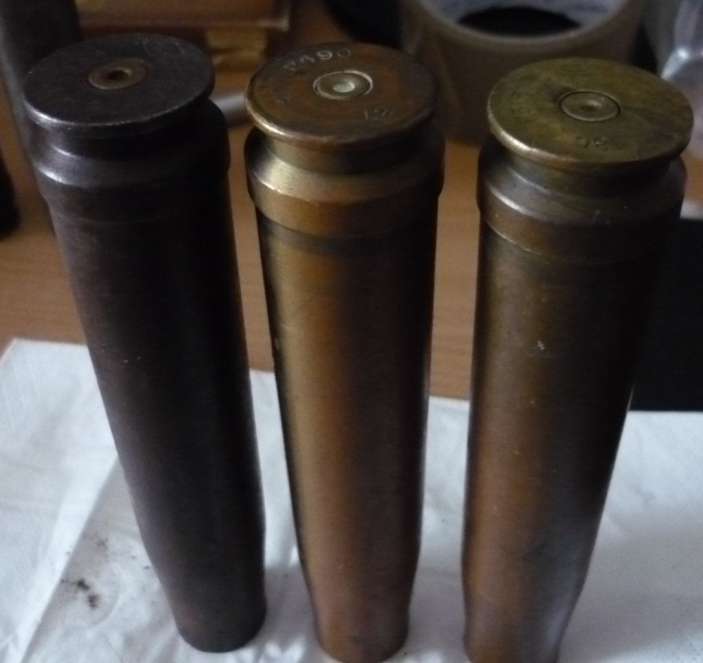 20 mm Flak hulzen, 2 messing en 1 staal., Verzamelen, Ophalen of Verzenden, Duitsland, Hulzen of Bodemvondsten