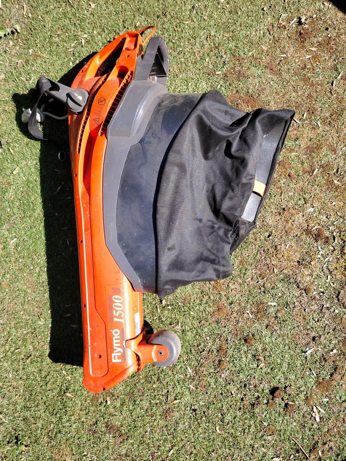 Flymo GardenVac 1500 Plus Bladblazer/Bladzuiger, Ophalen, Gebruikt, Met opvangzak, Handgedragen