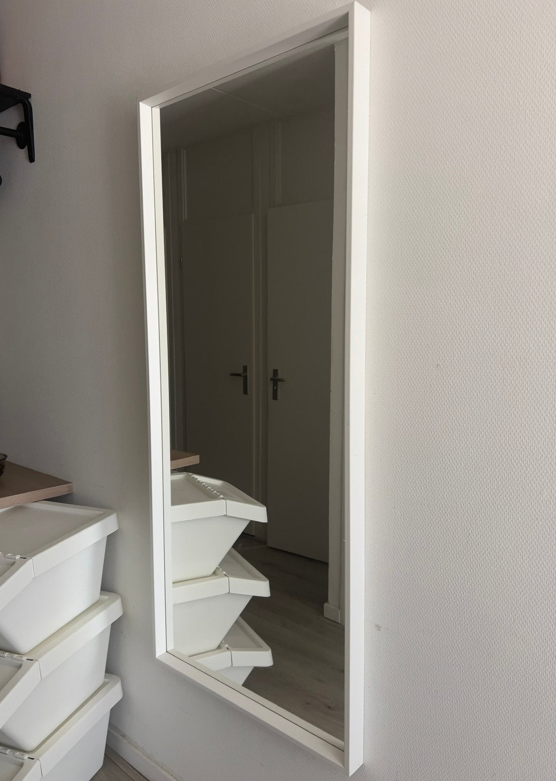 IKEA NISSEDAL spiegel 65x150 cm wit | zo goed als nieuw, Huis en Inrichting, Woonaccessoires | Spiegels, Ophalen, Minder dan 50 cm