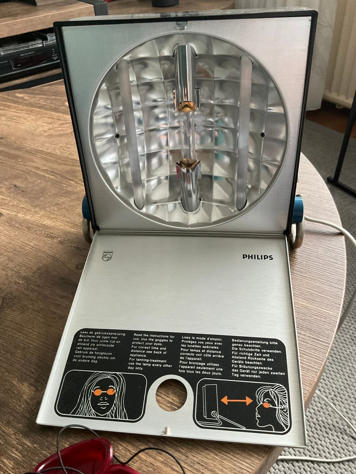 Hoogtezon,gezichtsbruiner en warmte lamp.Jaren 70., Witgoed en Apparatuur, Ophalen, Gebruikt, Overige modellen, Minder dan 10 lampen