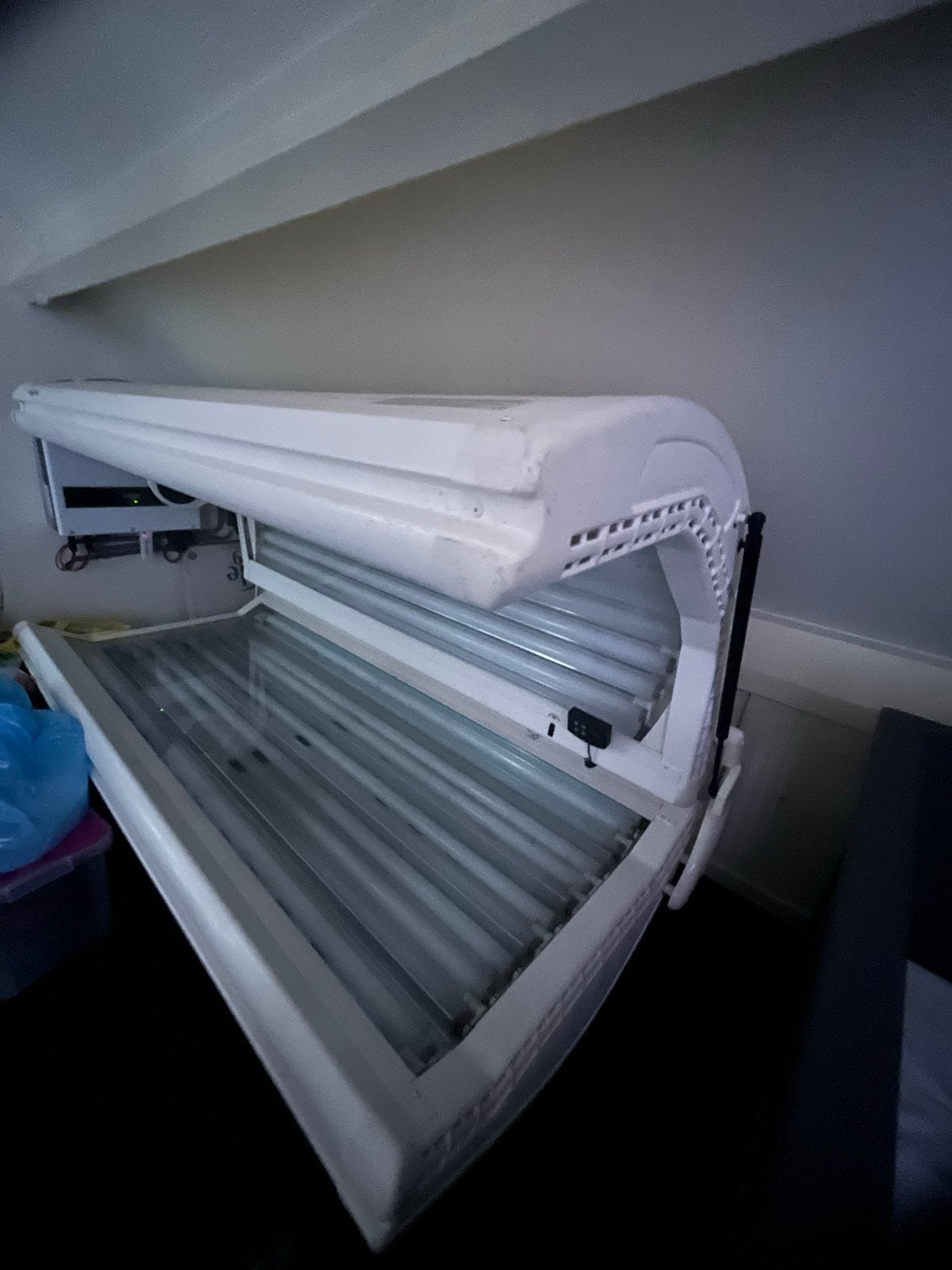Gratis ophalen Zonnebank voor thuisgebruik, Witgoed en Apparatuur, Zonnebanken en Gezichtsbruiners, Ophalen, Gebruikt, Zonnebank dubbelzijdig
