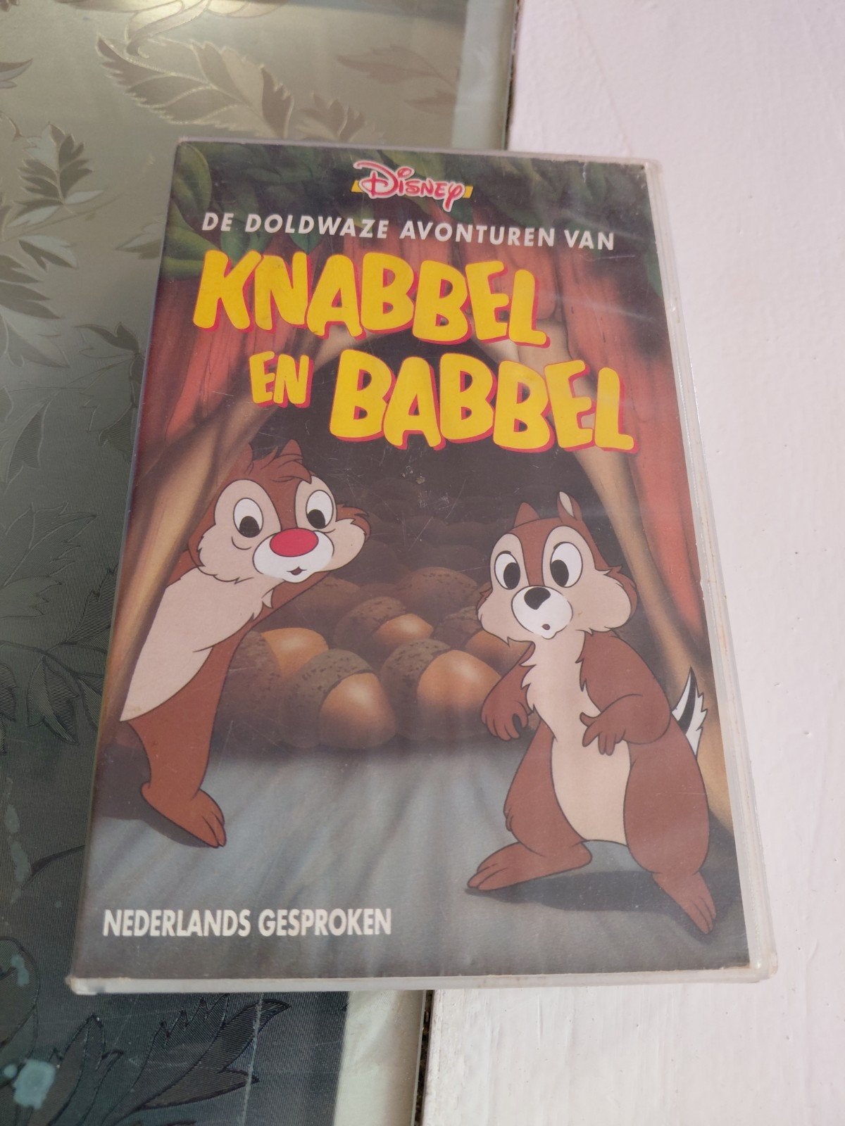 Disney de doldwaze avonturen van Knabbel en Babbel., Gebruikt, Tekenfilm, Alle leeftijden, Ophalen of Verzenden