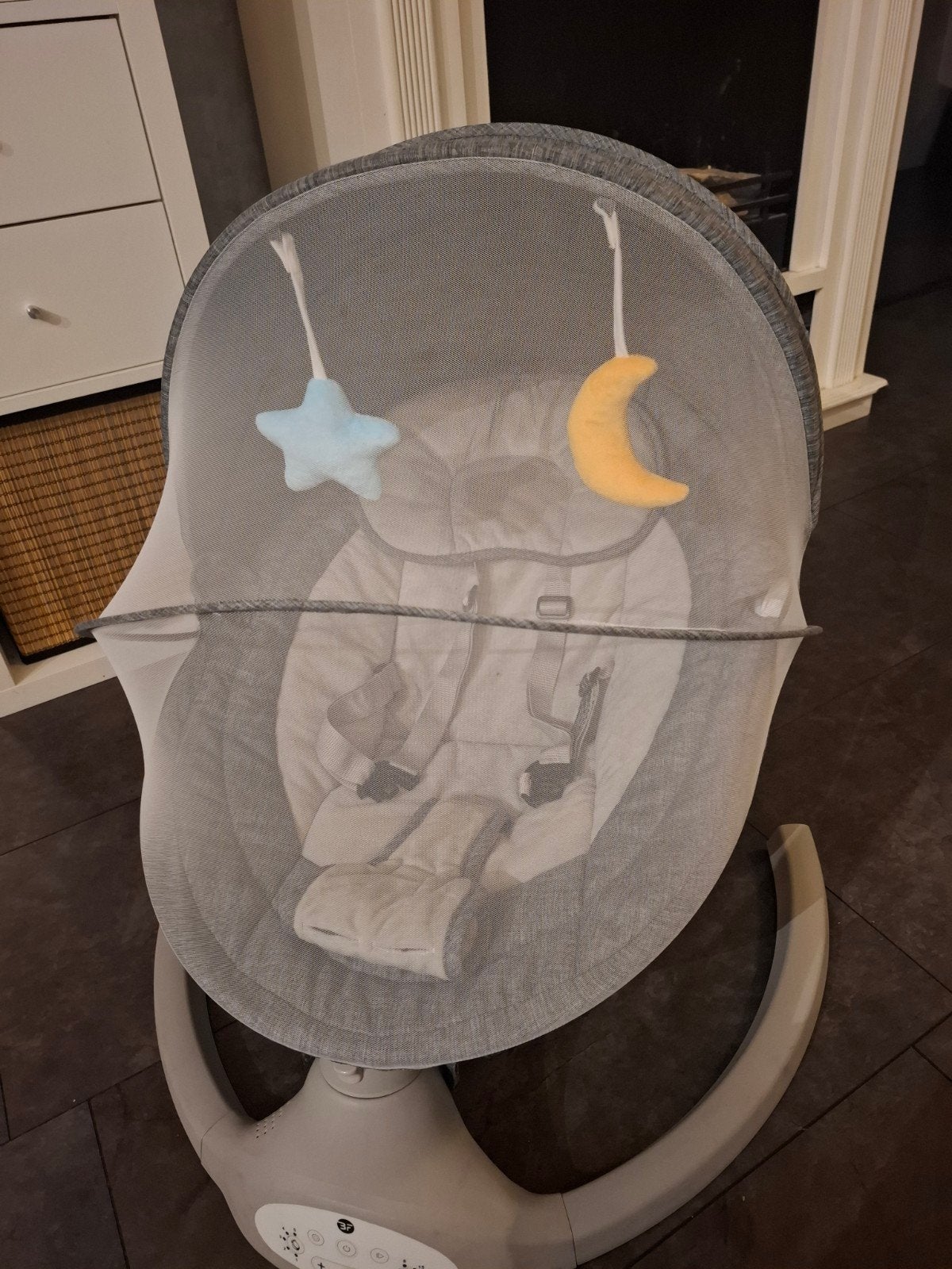Bebies first baby swing, Ophalen