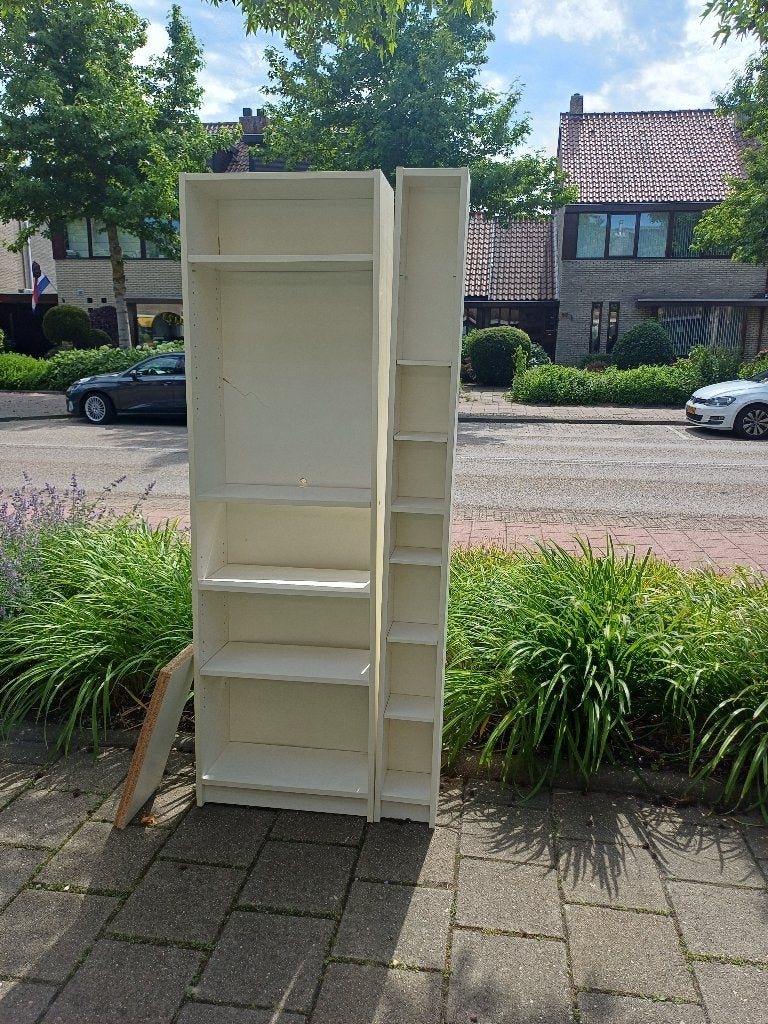 gratis op te halen Ikea boeken en cd kast, Ophalen, Gebruikt