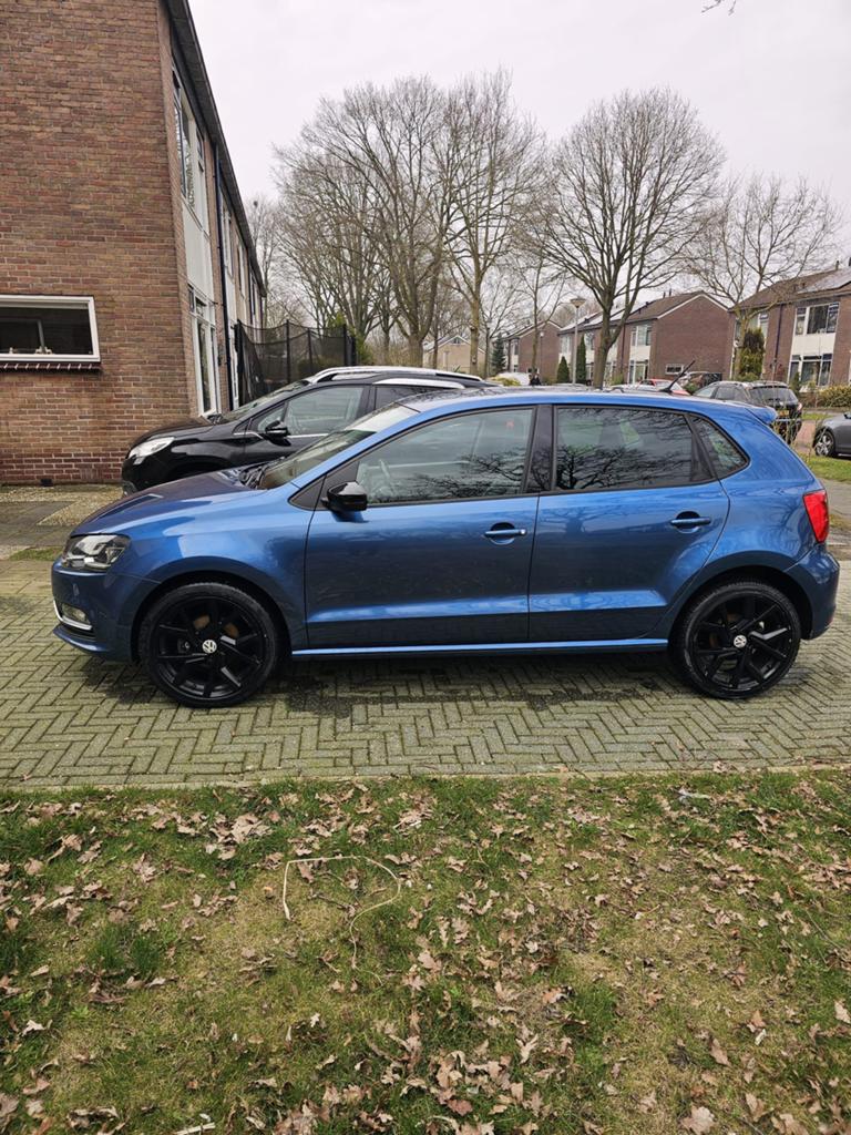 Volkswagen Polo 1.2 TSI 66KW DSG 2015 Blauw, 40 €/maand, 4 cilinders, Parkeersensor, 1000 kg