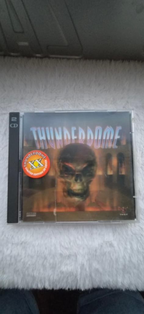 Thunderdome XX 20, Ophalen of Verzenden, Zo goed als nieuw