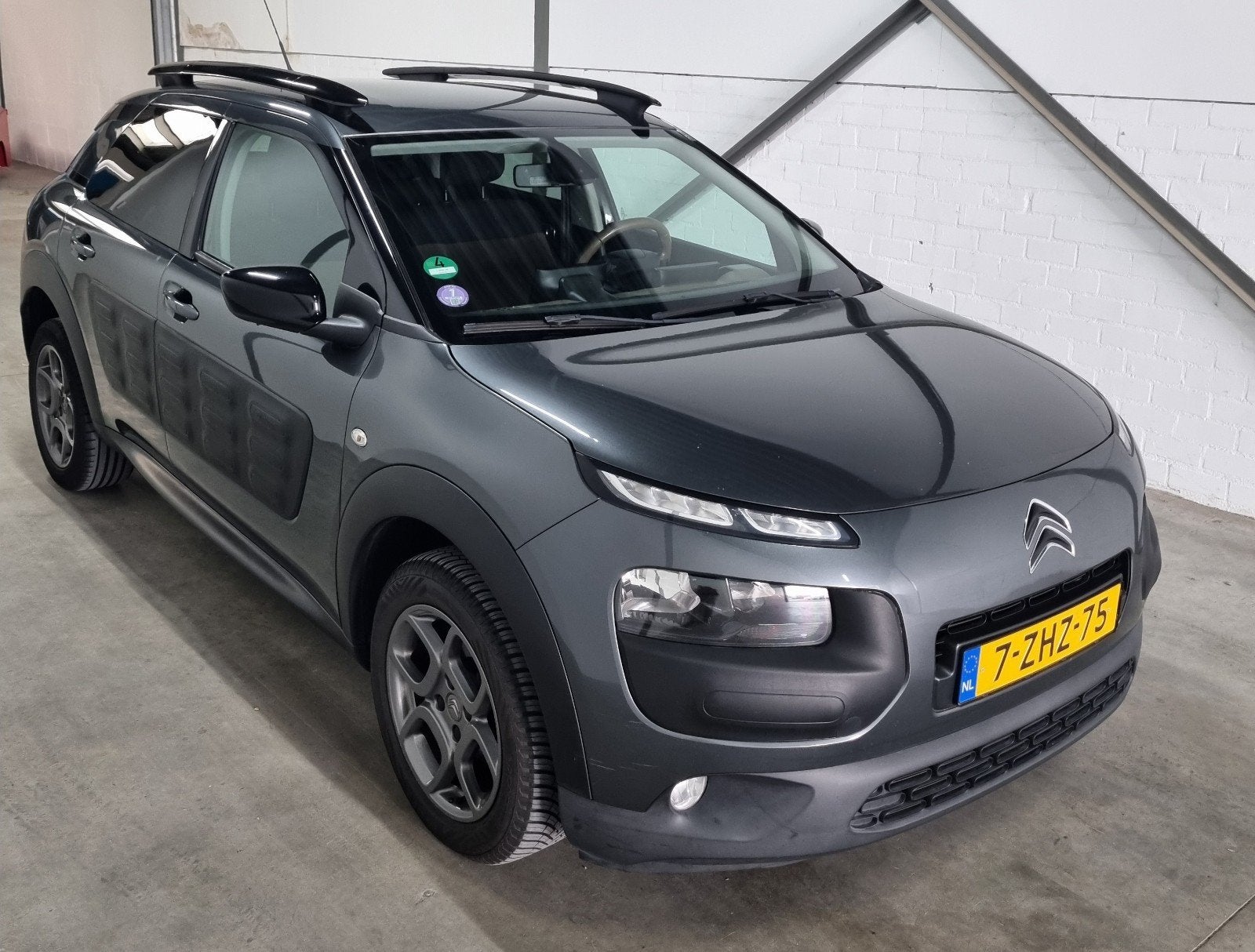 Citroën C4 Cactus 1.2 E-vti 82 Etg5 Airdream 2015 Grijs, Auto's, Citroën, Stof, 725 kg, 31 €/maand, 82 pk